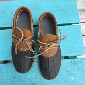 LL Bean Women's Duck Boots Shoes Size 6 M Brown Low Top Rain Waterproof